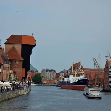 Centrum Nad Motlawa Z Widokiem Na Patio Z Balkonem * Gdańsk