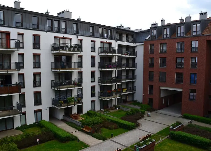 Centrum Nad Motlawa Z Widokiem Na Patio Z Balkonem Apartamento