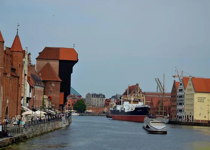 Centrum Nad Motlawa Z Widokiem Na Patio Z Balkonem * Gdańsk