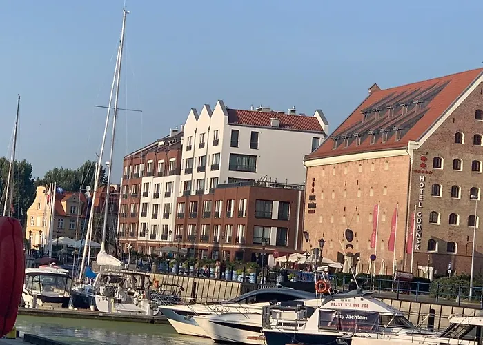 Centrum Nad Motlawa Z Widokiem Na Patio Z Balkonem Apartment